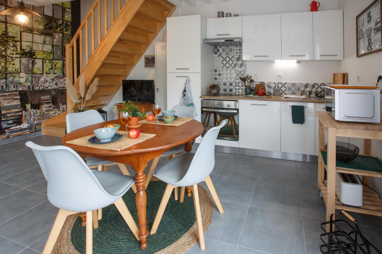 Le Clos Poulain Petits Gites De Charme Et Chambres D'Hotes Familiales Au Calme Proche Bayeux Et Des Plages Nonant ภายนอก รูปภาพ