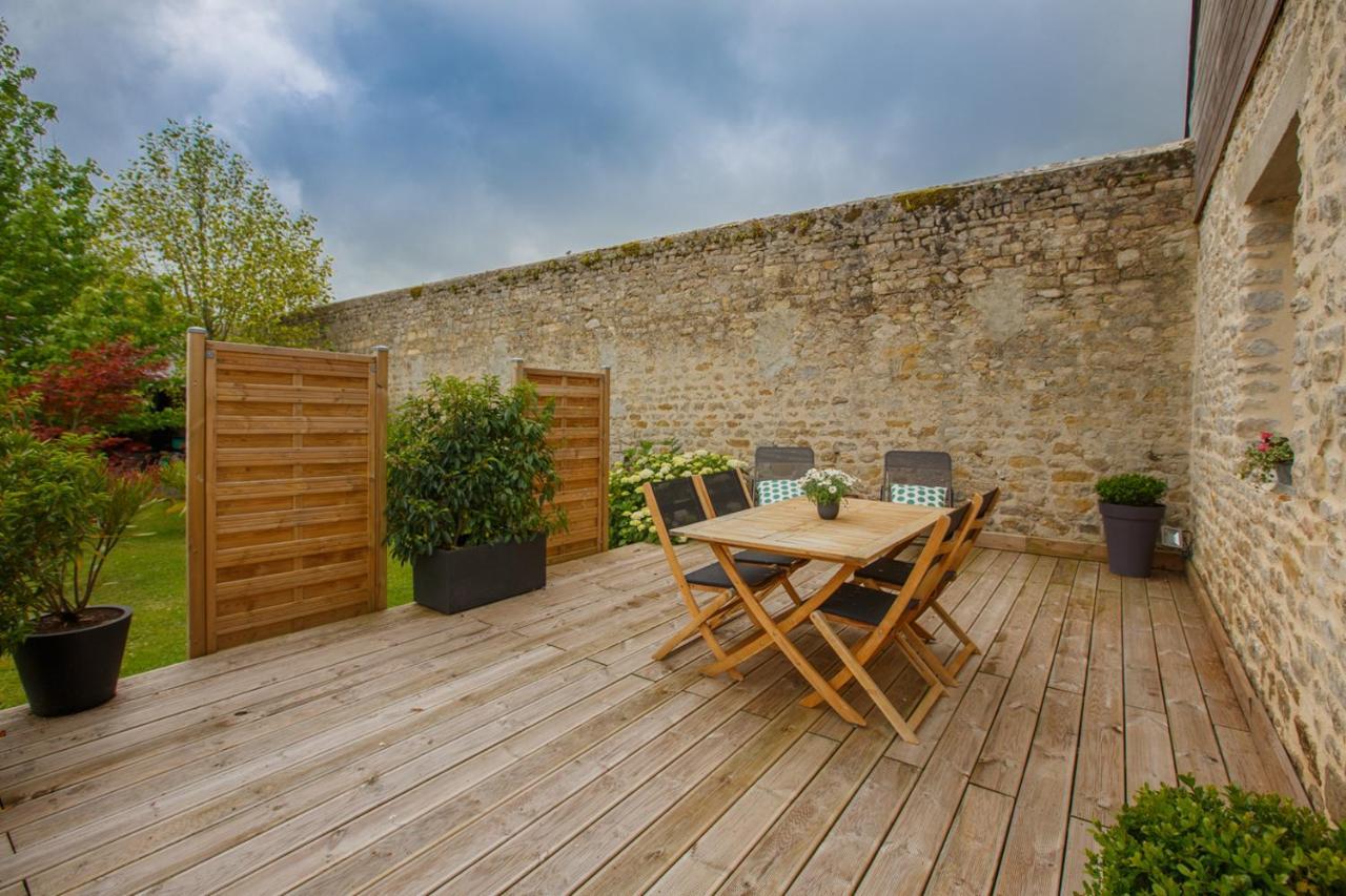 Le Clos Poulain Petits Gites De Charme Et Chambres D'Hotes Familiales Au Calme Proche Bayeux Et Des Plages Nonant ภายนอก รูปภาพ