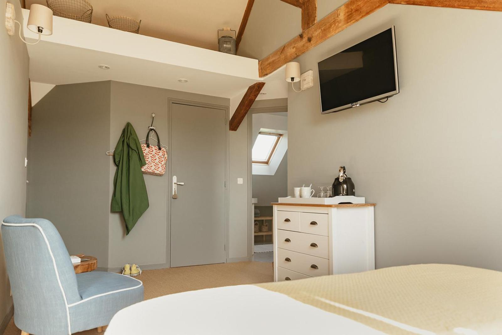 Le Clos Poulain Petits Gites De Charme Et Chambres D'Hotes Familiales Au Calme Proche Bayeux Et Des Plages Nonant ภายนอก รูปภาพ
