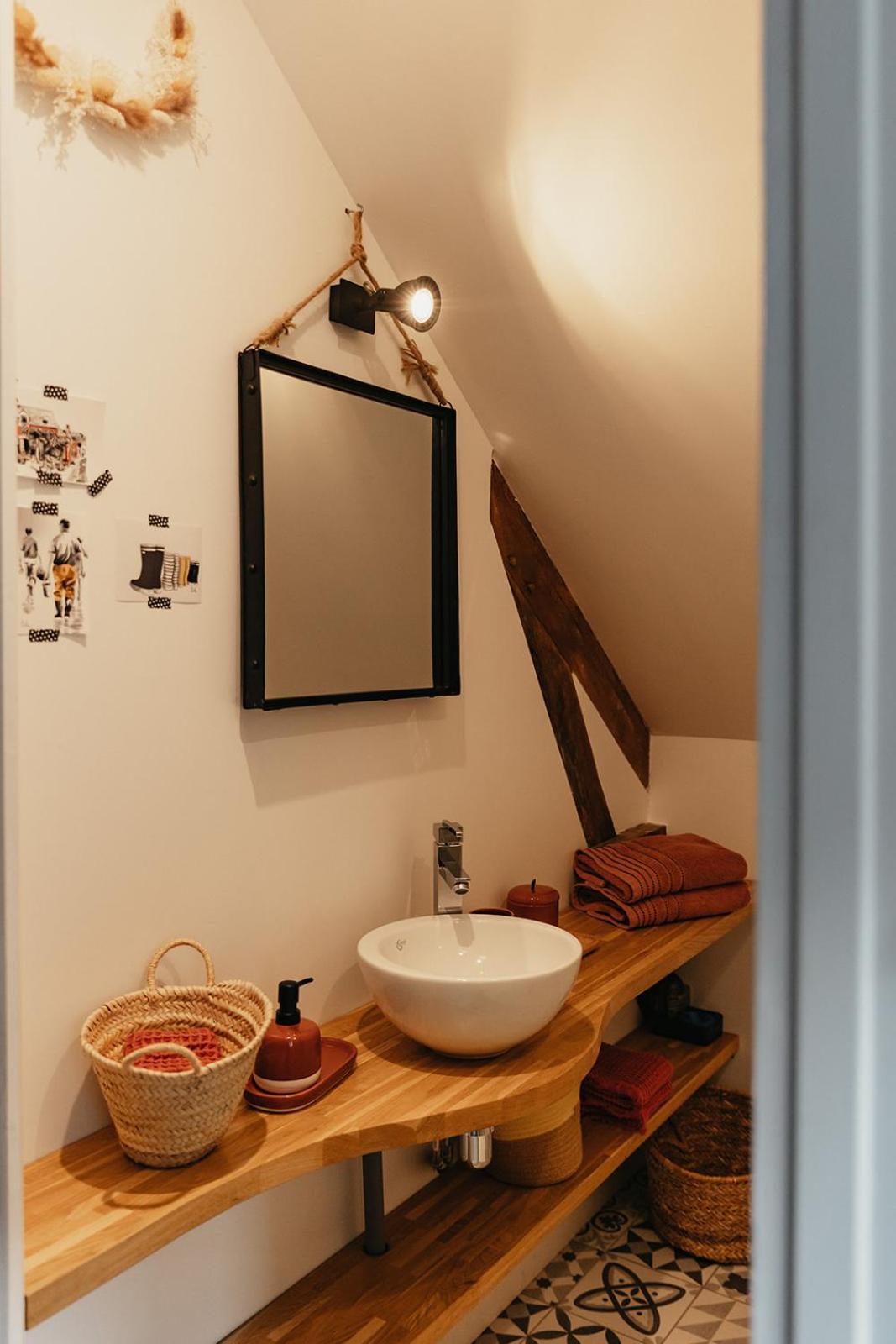 Le Clos Poulain Petits Gites De Charme Et Chambres D'Hotes Familiales Au Calme Proche Bayeux Et Des Plages Nonant ภายนอก รูปภาพ